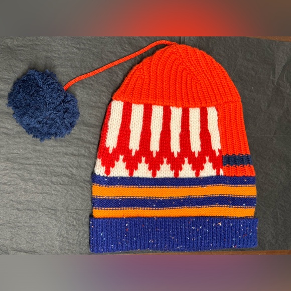 BRAND NEW (GREAT GIFT) Burberry Abstract Cashmere Wool Knit Beanie - Picture 6 of 12